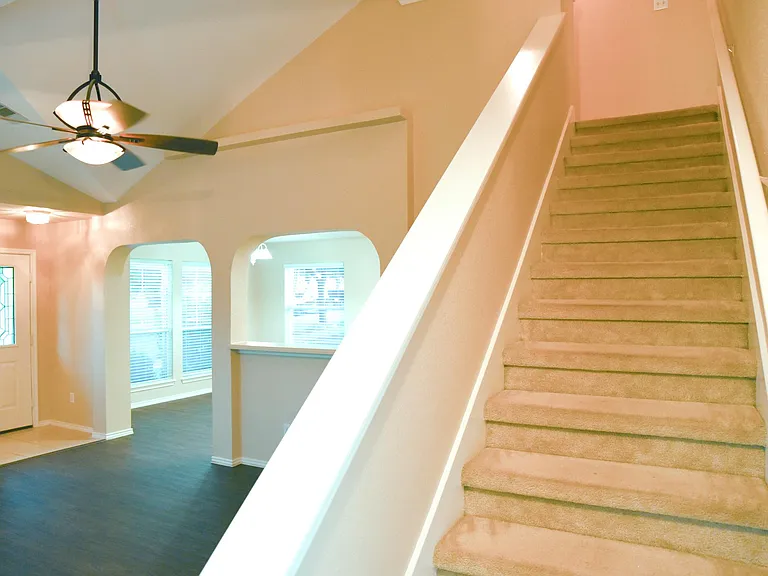 308 Lava Bed Dr — Photo 10