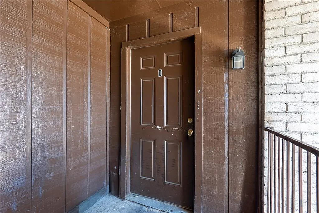 2 bed, 789 sqft, $725 — Photo 2