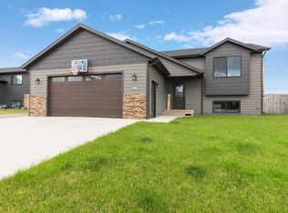 540 Bull Run Dr, Box Elder, SD 57719