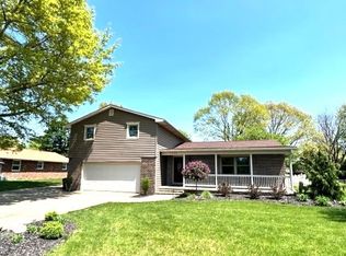 1325 S Broadway St, New Philadelphia, OH