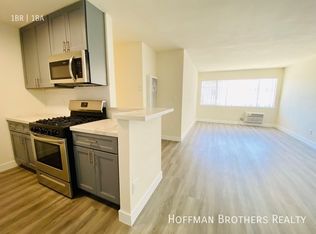 6943 Hazeltine Ave #7, Van Nuys, CA 91405