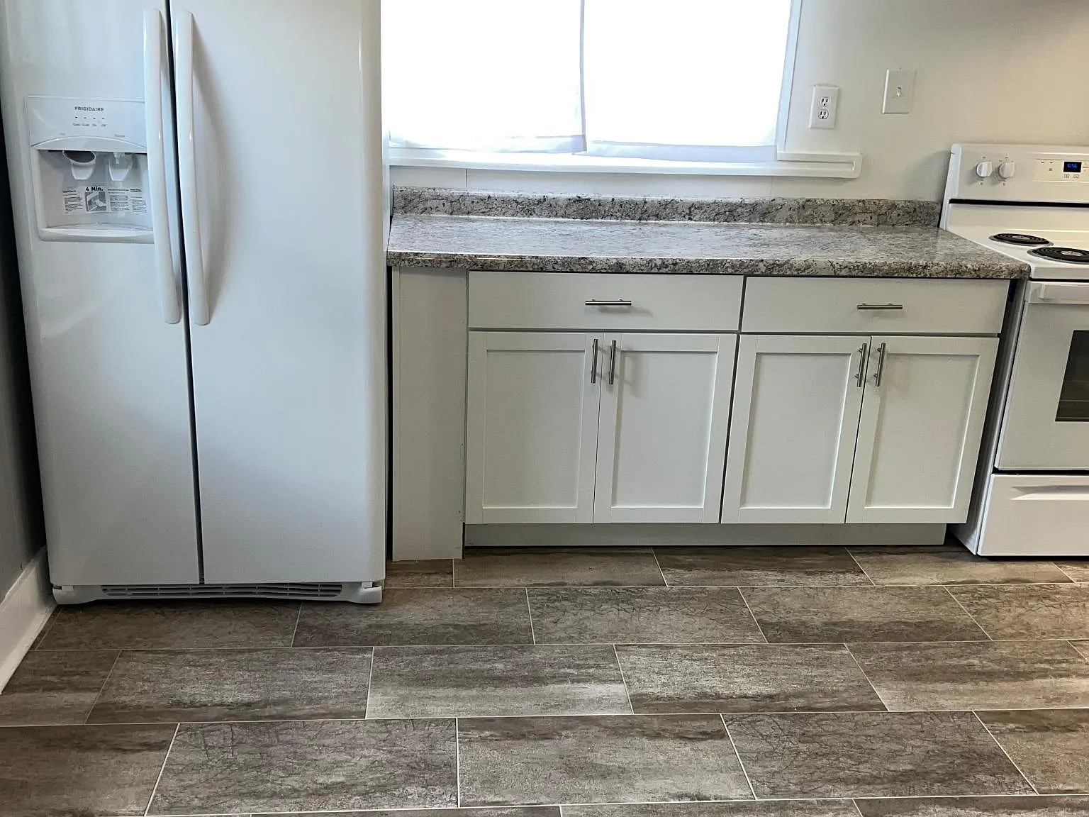 3 bed, 1450 sqft, $2,050 — Photo 3