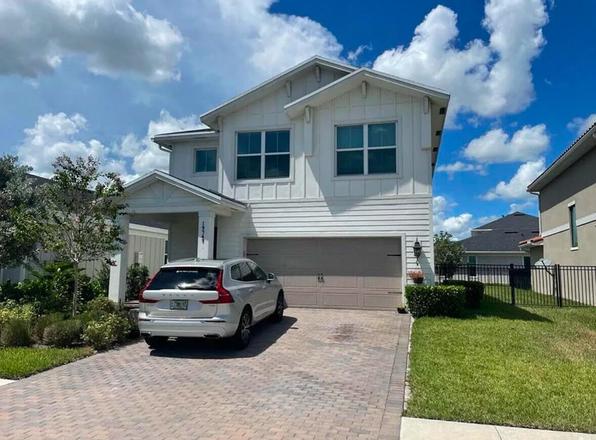 3 bed, 2.5 bath, 1977 sqft, $3,550 — Photo 4