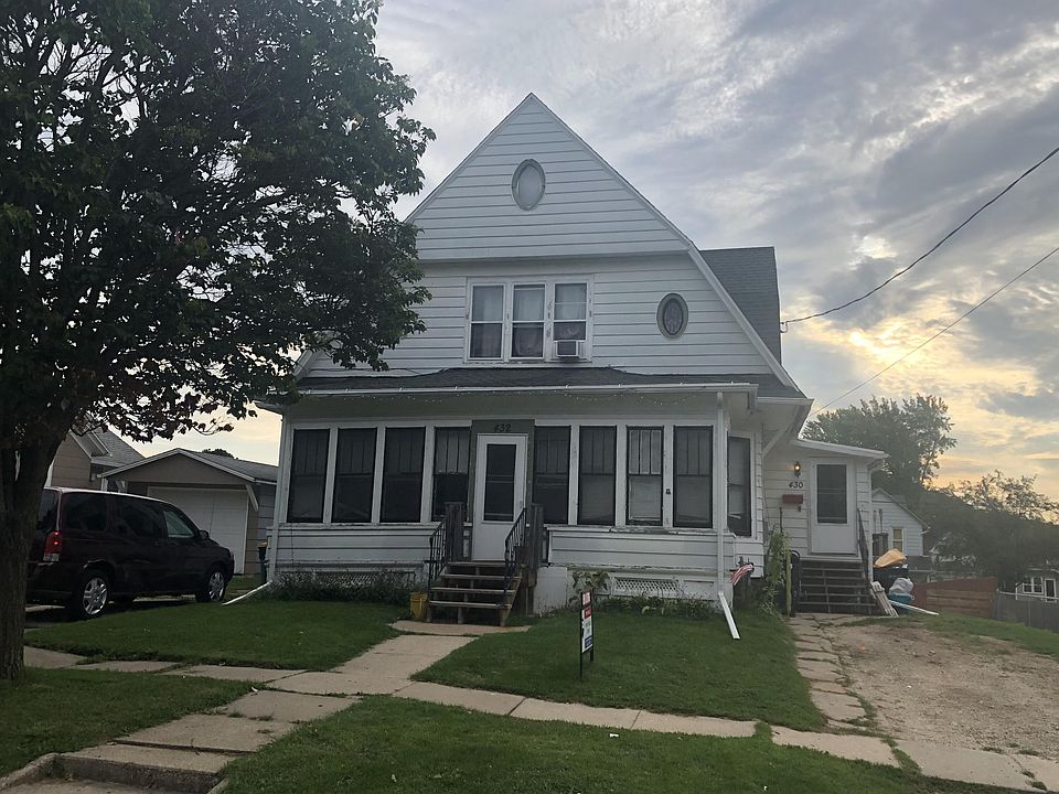 2nd image of 432 Washington St
