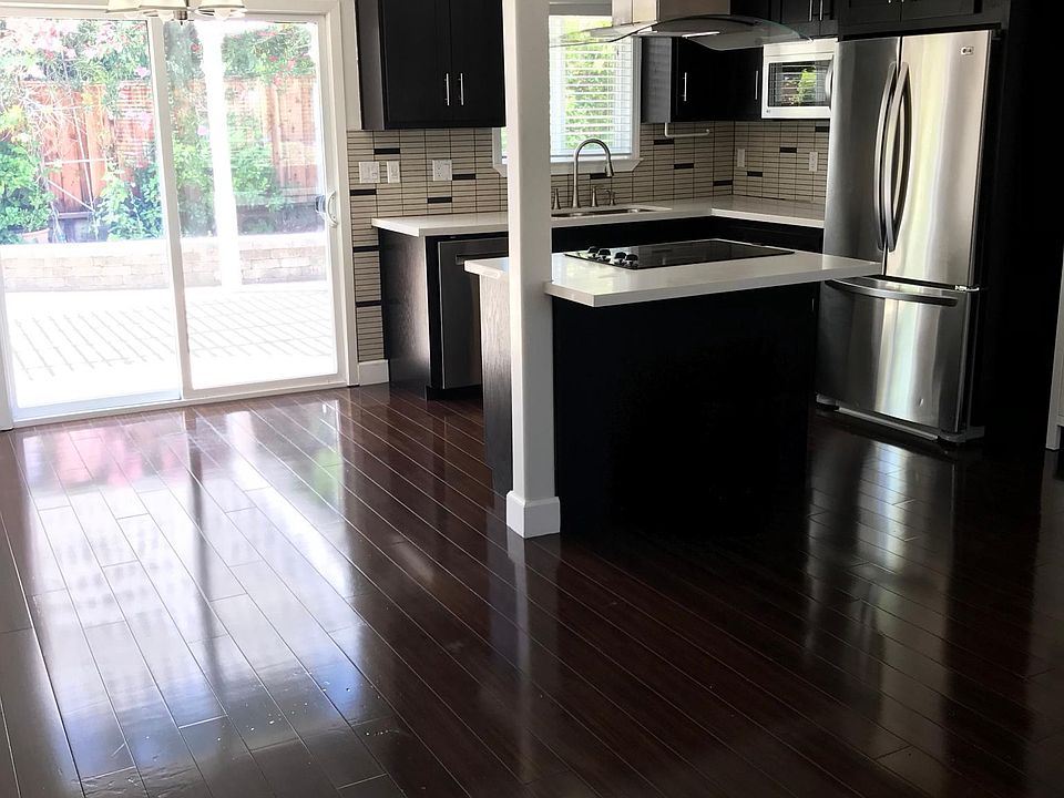 Livingroom and Kitchen