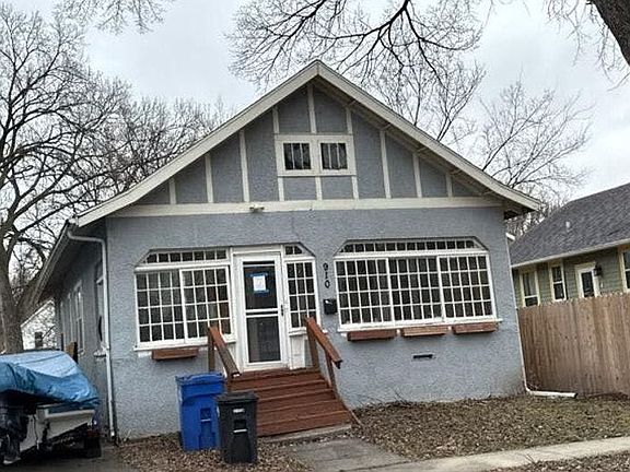 3rd image of 910 11th St S