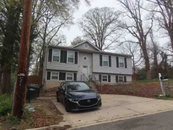 907 Abel Ave, Capitol Heights, MD 20743