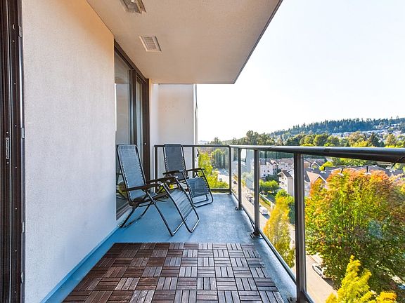 2nd image of 2982 Burlington Dr #1006