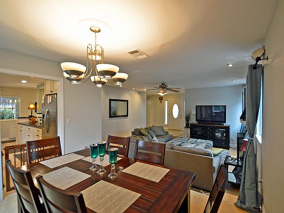 3rd image of 3534 Palisades St