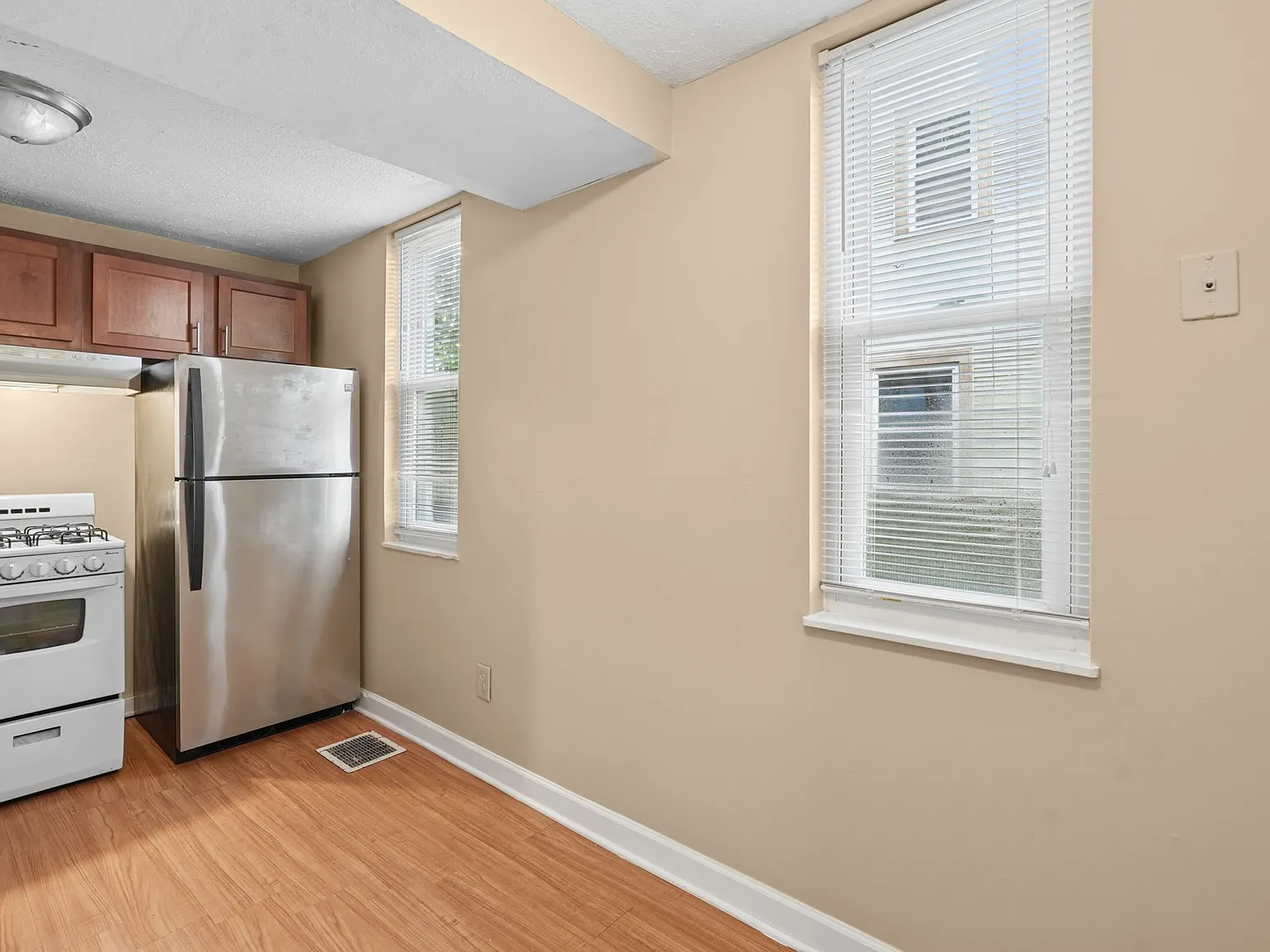 1949 North 4th Street - Unit B — Photo 3