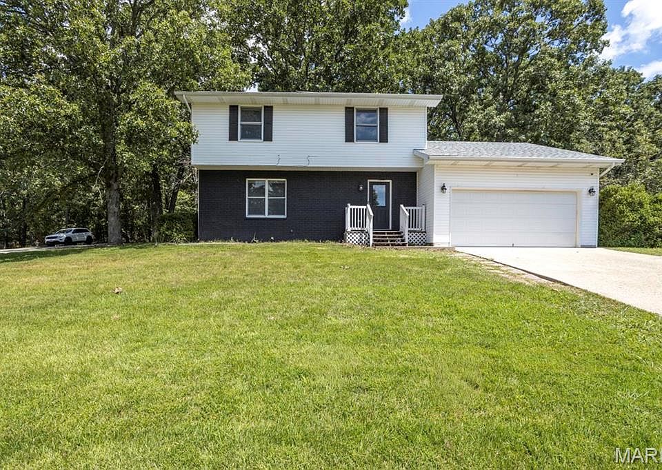 1st image of 500 Stone Ridge Dr