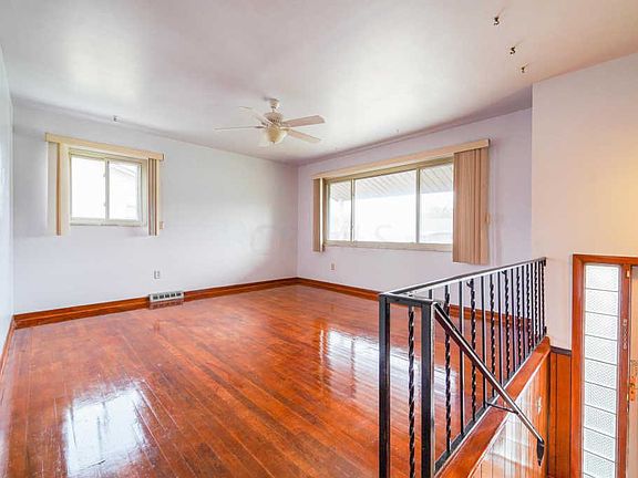 3rd image of 1786 Ormond Ave