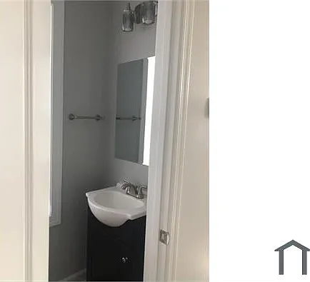 2620 Ashland Ave — Photo 4