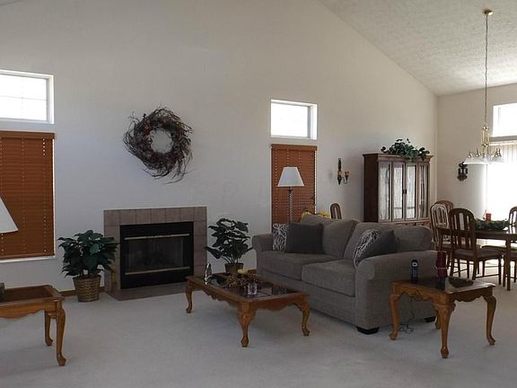 2nd image of 7659 Kittansett Ln