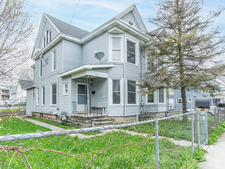 123 State Pl — Photo 4