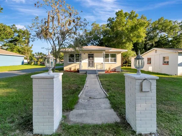 1411 E Church St, Plant City, FL 33563