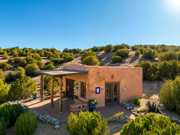 126A County Road 156, Abiquiu, NM 87510