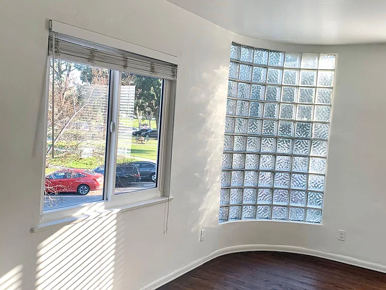 125 Cherry Ave #5 — Photo 4