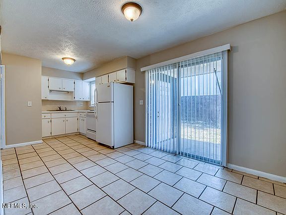 4th image of 2657 Trollie Ln