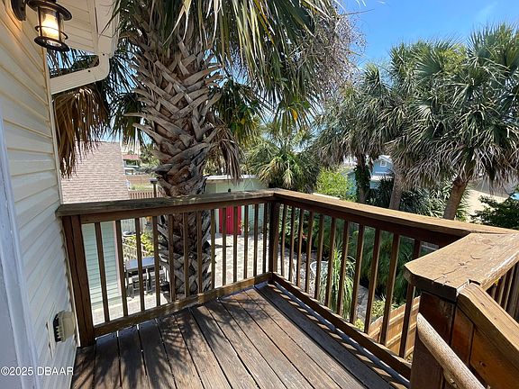 5th image of 37 S Wild Olive Ave #4