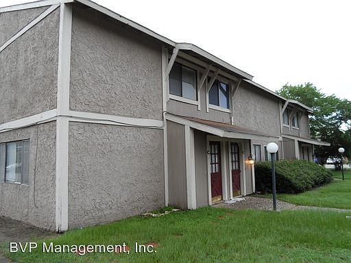 1st image of 1400 Holleman Dr APT C