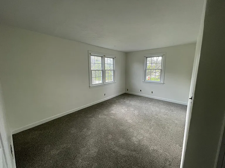 300 Timberlake Ave #2 — Photo 8