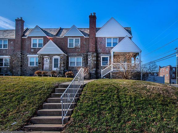 3rd image of 748 Eaton Rd