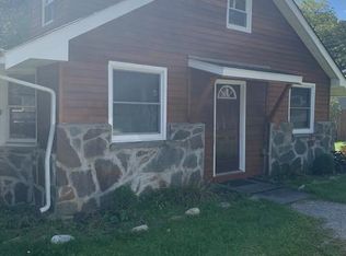 298 Sawkill Rd, Milford, PA 18337