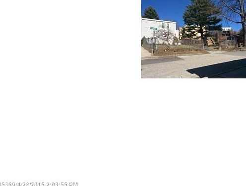 2nd image of 18 Fox St