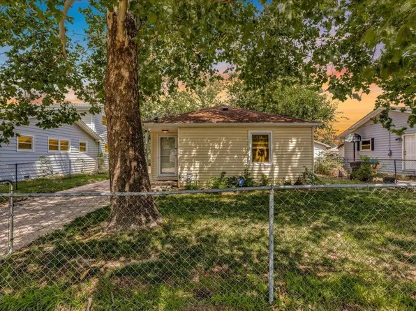 130 N Sabin St, Wichita, KS 67212