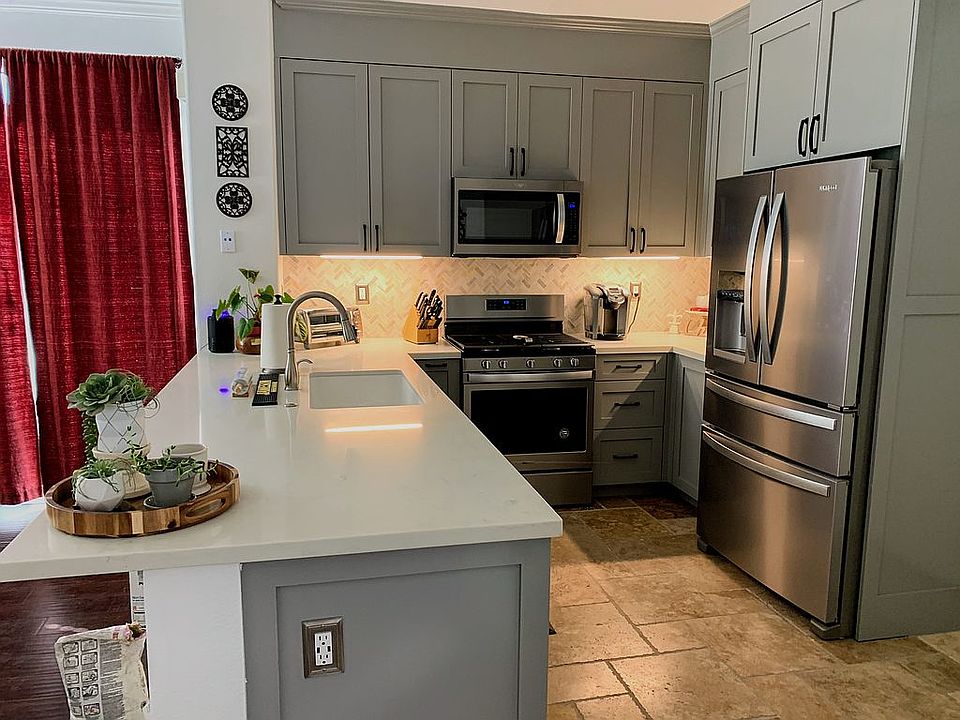 Completely renovated kitchen