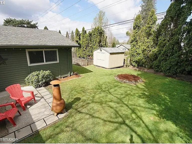 9345 SW Klamath Ct — Photo 2