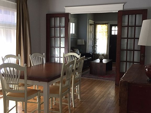 3rd image of 2144 Sherwood Ave