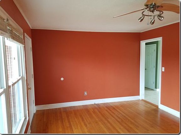 5th image of 2617 Sherry Ln