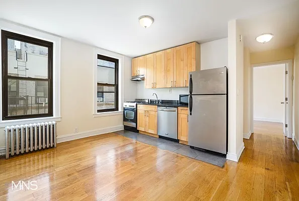 Rented by MNS | media 6