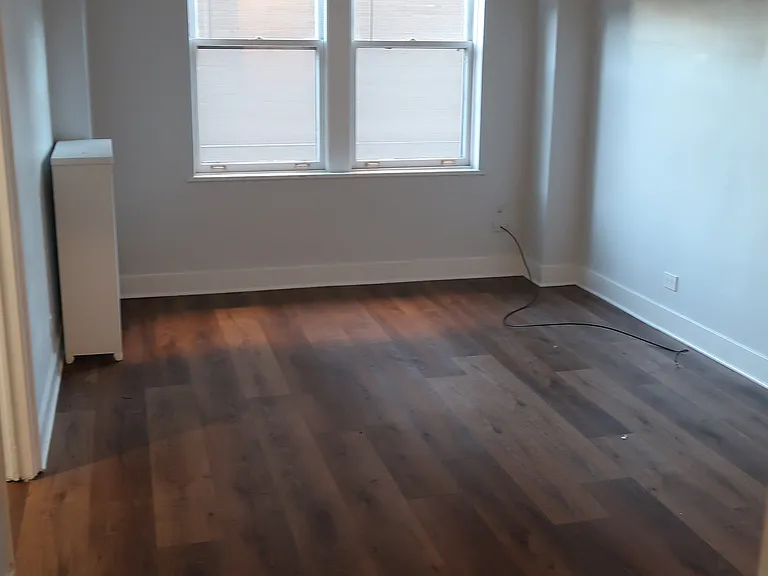 534 W Startford Pl — Photo 24