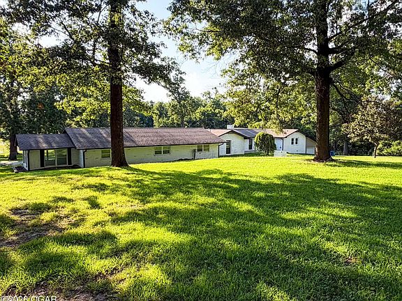 2nd image of 2129 Kapok Dr