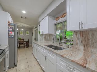 738 NE Lanfair St, Port Saint Lucie, FL 34983