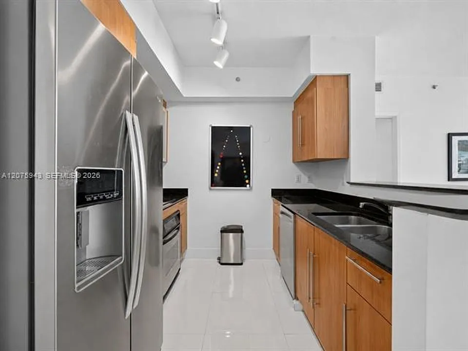 335 S Biscayne Blvd #CU-1503