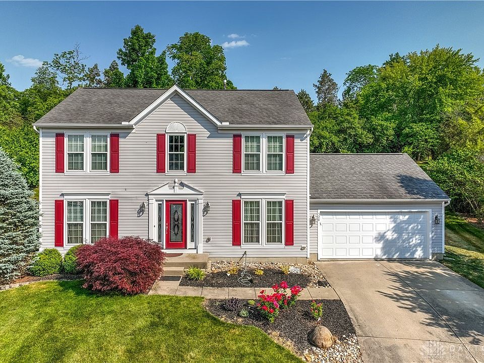 1st image of 528 Cherry Hill Ln