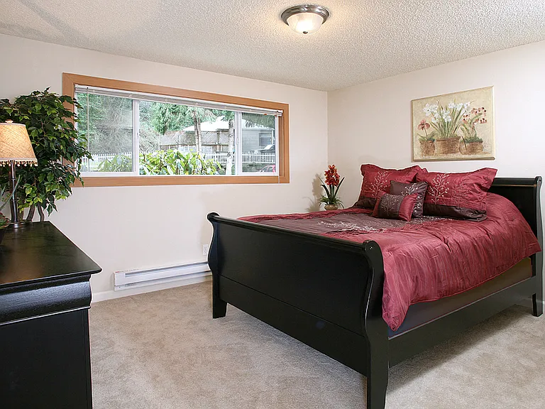 Hill Crest Apartments — Photo 2