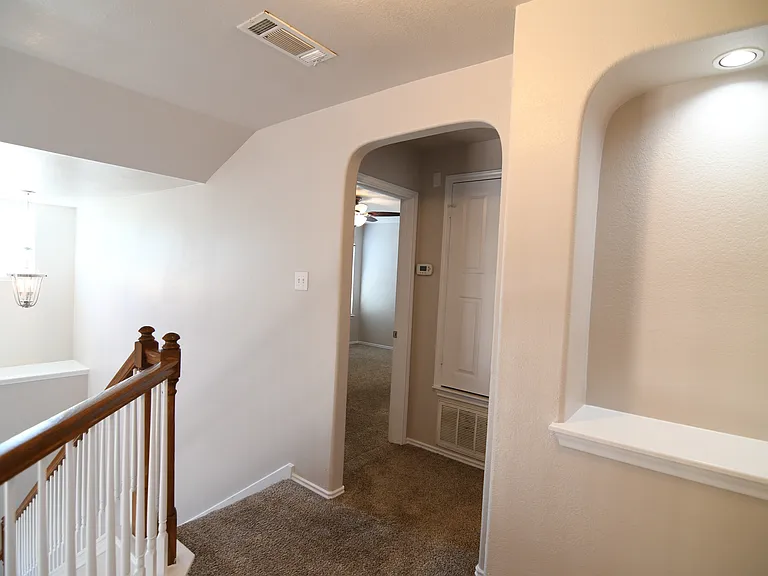 1008 Starlight Dr — Photo 12