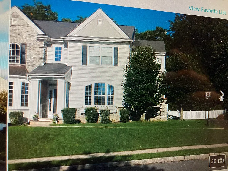 840 Ramblewood Dr — Photo 3