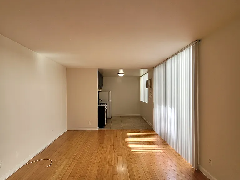 The Alexa Apartments — Photo 10
