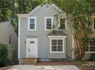 6614 Meadow Green Cir, Peachtree Corners, GA 30092