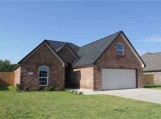 506 Lexington Ave, Clute, TX 77531