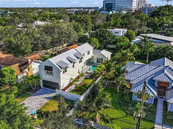 1886 BAHIA VISTA STREET, SARASOTA, FL 34239