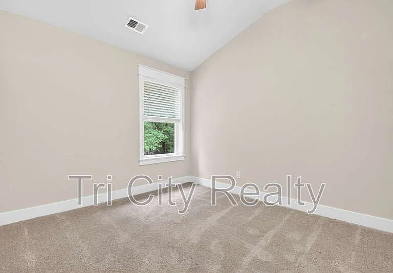 6230 Gordon Rd — Photo 60