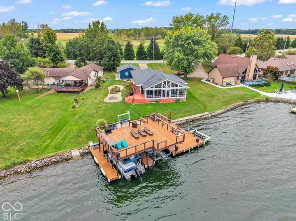 140 Patriots Lndg, Fillmore, IN 46128