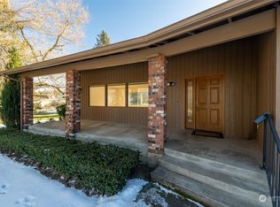 4654 Sand Rd, Bellingham, WA 98226